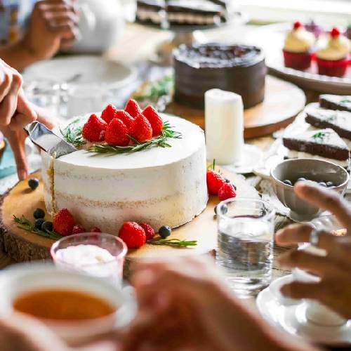 Cake Baking & Frosting Workshop | Apr 26, 2025 | Chennai