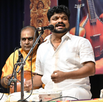 Kunnakudi Balamuralikrishna Live Podcast in Chennai