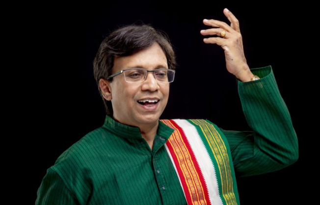 Dr R Suryaprakash concert